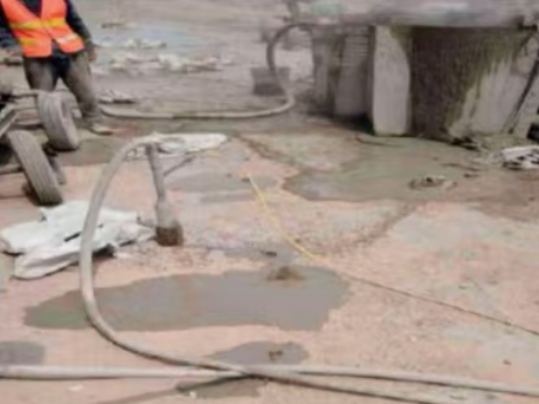 凤冈水泥混凝土路面板底注浆技术 路面脱空注浆整治方案